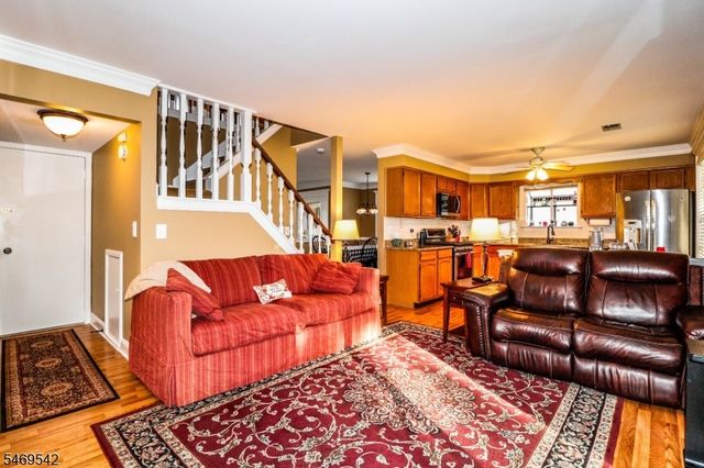 257 Luton Way, Franklin Twp., NJ 08873