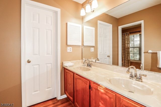 257 Luton Way, Franklin Twp., NJ 08873