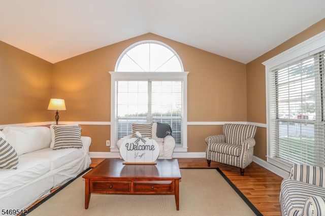 257 Luton Way, Franklin Twp., NJ 08873
