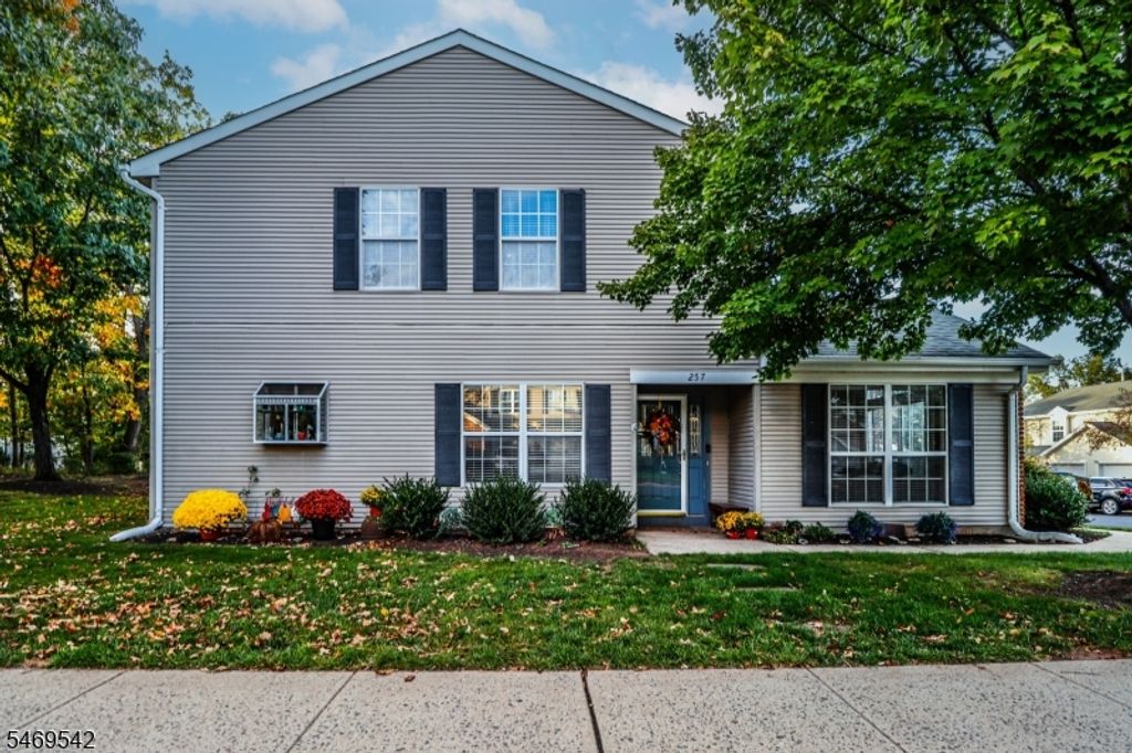 257 Luton Way, Franklin Twp., NJ 08873