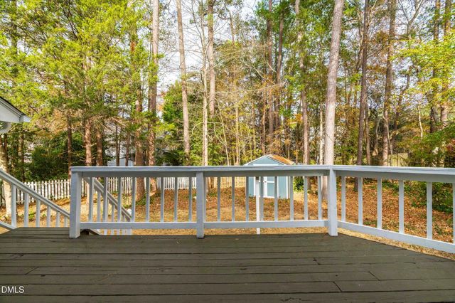 1725 Briarforest Place, Raleigh, NC 27615