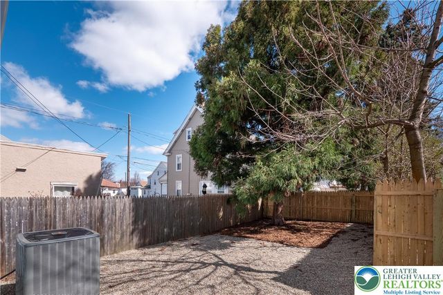 716 North New, Bethlehem City, PA 18018