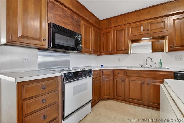 1401 SE SWAN Drive 0, Bartlesville, OK 74006