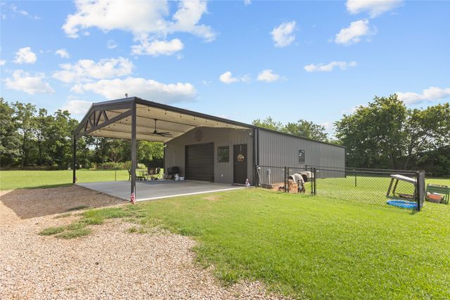 7122 Farm Road 1499, Sumner, TX 75486
