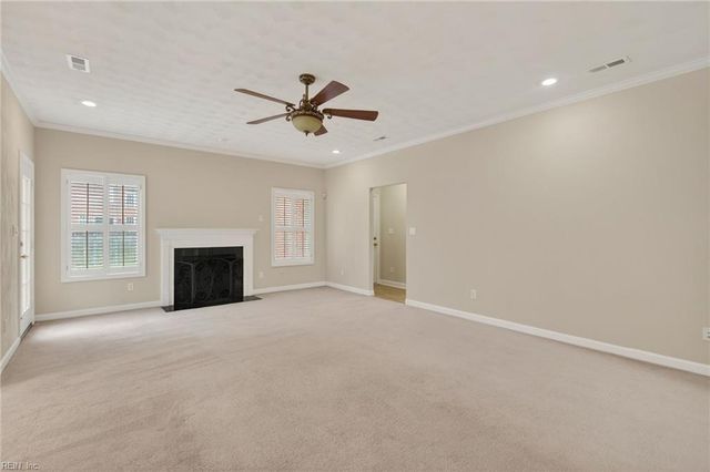 1105 Timber Neck MALL, Chesapeake, VA 23320