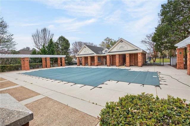 1105 Timber Neck MALL, Chesapeake, VA 23320