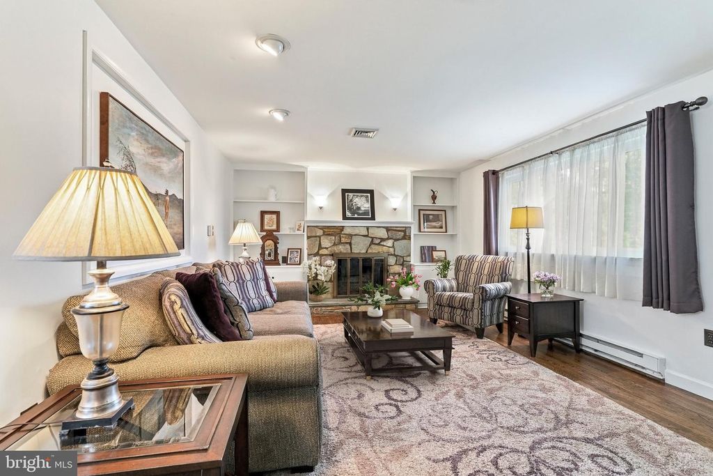 3203 NOTTINGHAM RD, Norristown, PA 19403 — photo 5