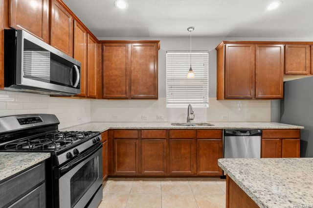 2126 Baltic Strm, San Antonio, TX 78251