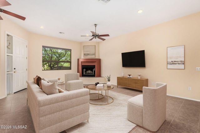 10836 S Heart Break Ridge Place, Vail, AZ 85641