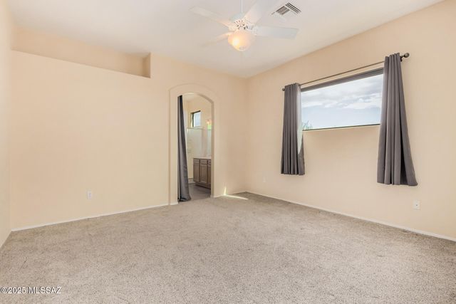 10836 S Heart Break Ridge Place, Vail, AZ 85641