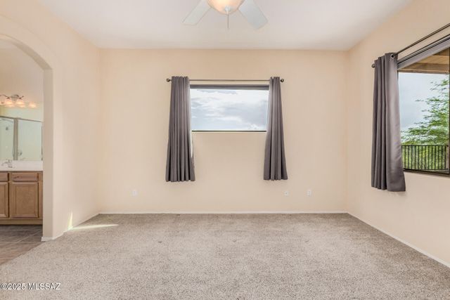 10836 S Heart Break Ridge Place, Vail, AZ 85641