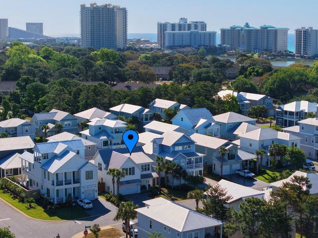 46 Lake Street, Miramar Beach, FL 32550