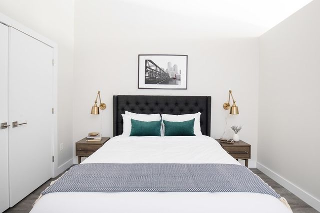 630 Washington 207, Boston, MA 02111