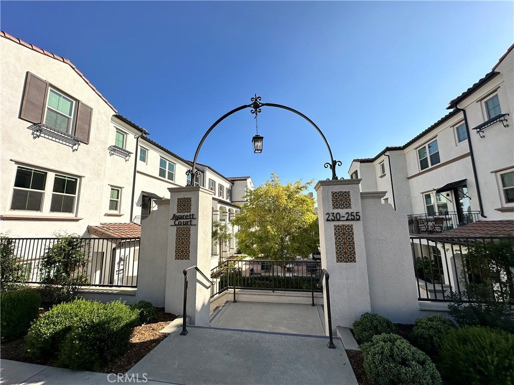 249 Averett Court, Claremont, CA 91711