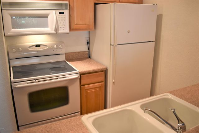 14203 N 19TH Avenue 1027, Phoenix, AZ 85023