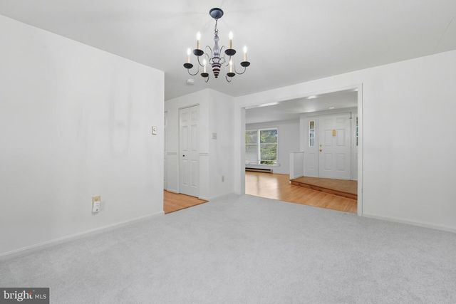 916 BROADVIEW AVE, Warrenton, VA 20186