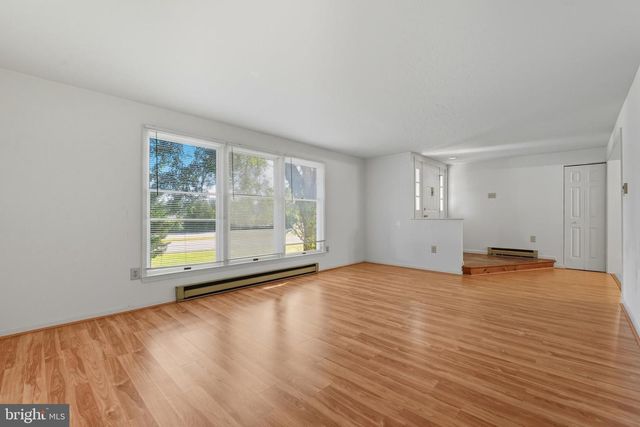 916 BROADVIEW AVE, Warrenton, VA 20186