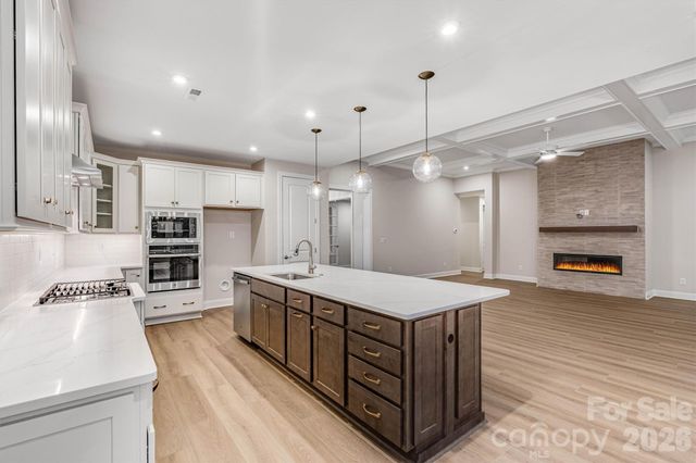 13417 Cozy Court, Charlotte, NC 28215