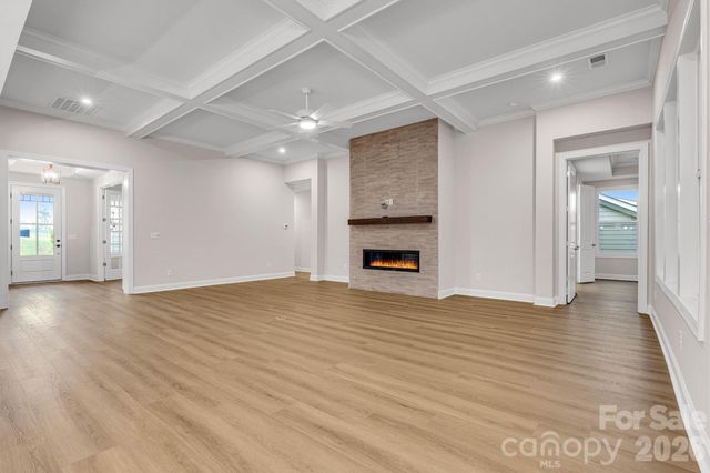 13417 Cozy Court, Charlotte, NC 28215