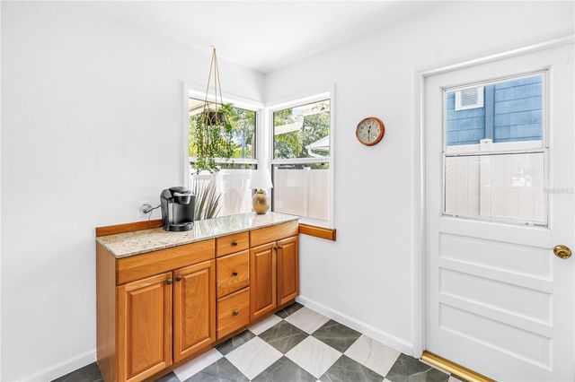 798 45TH AVENUE N, St Petersburg, FL 33703