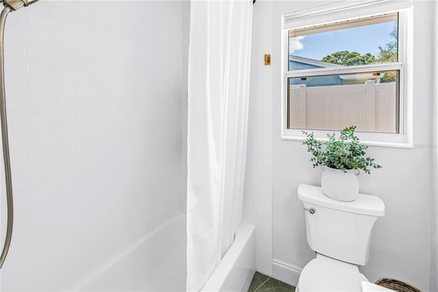 798 45TH AVENUE N, St Petersburg, FL 33703