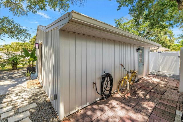 798 45TH AVENUE N, St Petersburg, FL 33703