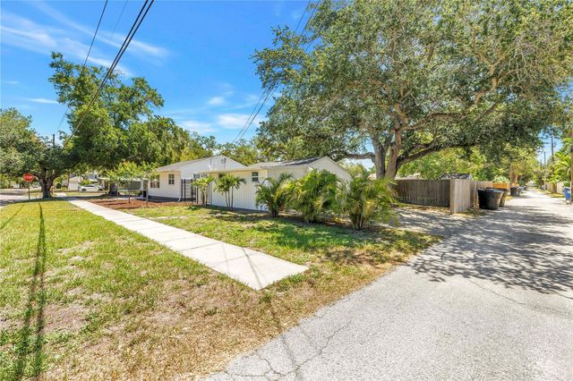 798 45TH AVENUE N, St Petersburg, FL 33703