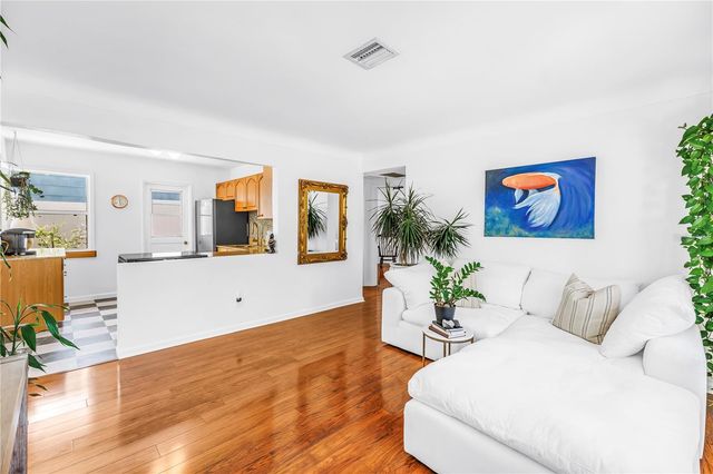 798 45TH AVENUE N, St Petersburg, FL 33703