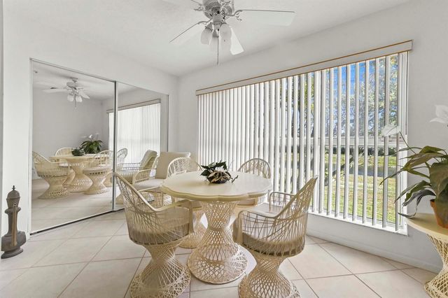 5952 Regal Glen Drive 207, Boynton Beach, FL 33437