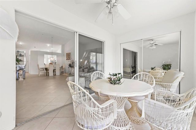 5952 Regal Glen Drive 207, Boynton Beach, FL 33437
