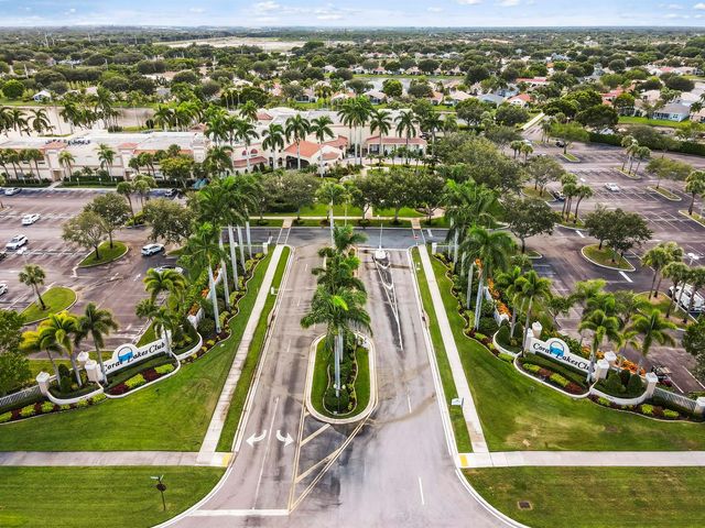 5952 Regal Glen Drive 207, Boynton Beach, FL 33437