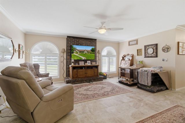 23472 Los Ranchos Dr, Tracy, CA 95304