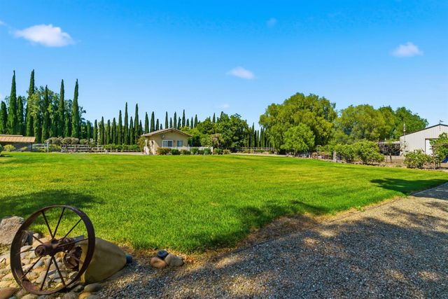 23472 Los Ranchos Dr, Tracy, CA 95304