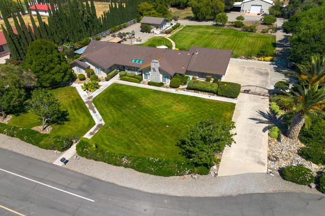 23472 Los Ranchos Dr, Tracy, CA 95304