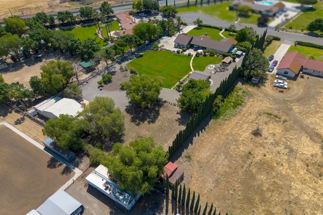 23472 Los Ranchos Dr, Tracy, CA 95304