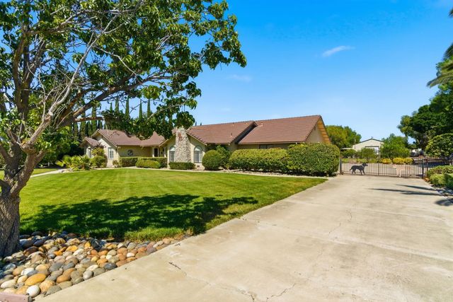 23472 Los Ranchos Dr, Tracy, CA 95304