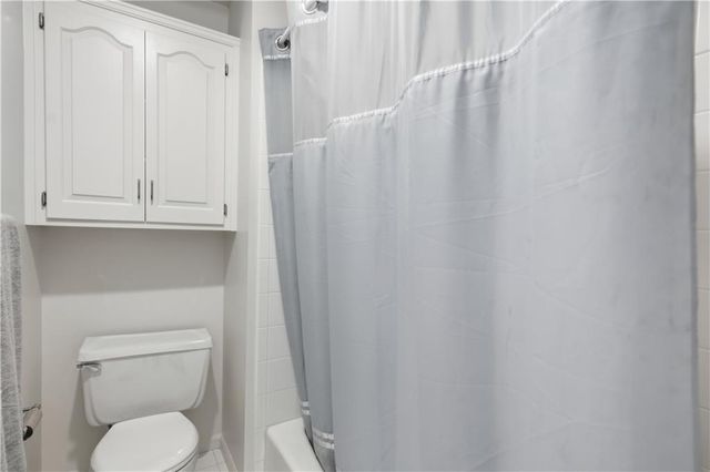 3048 W 118th Terrace, Leawood, KS 66211