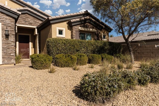 7742 West Camero Avenue, Las Vegas, NV 89113