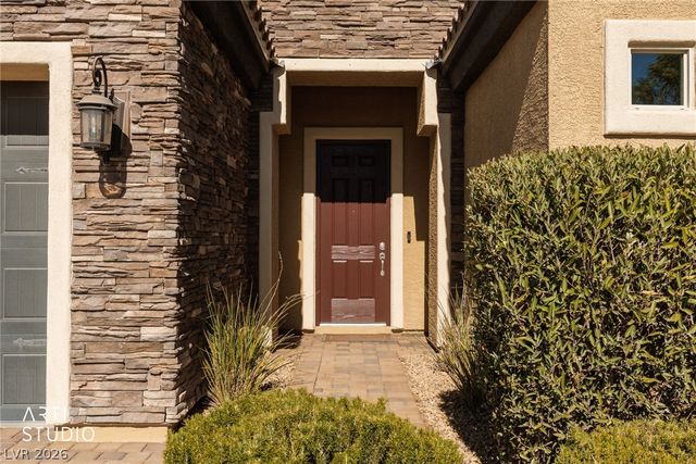 7742 West Camero Avenue, Las Vegas, NV 89113