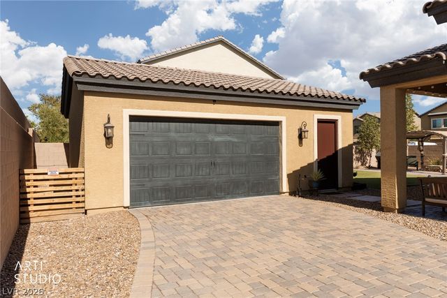 7742 West Camero Avenue, Las Vegas, NV 89113