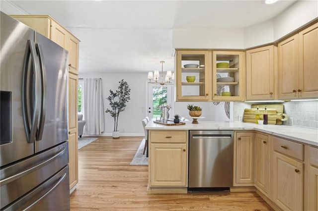 1316 E 108th Street, Kansas City, MO 64131