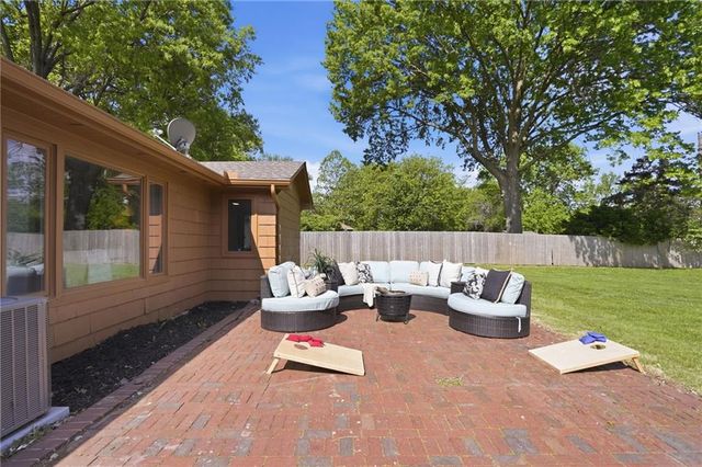 1316 E 108th Street, Kansas City, MO 64131