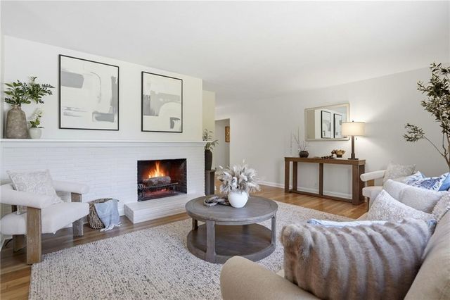 1316 E 108th Street, Kansas City, MO 64131