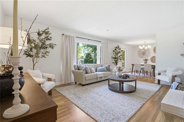 1316 E 108th Street, Kansas City, MO 64131