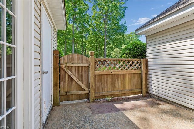 805 Masters TRL, Newport News, VA 23602