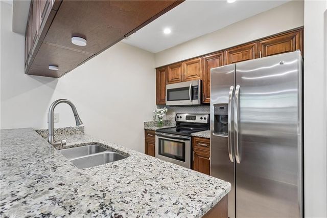 805 Masters TRL, Newport News, VA 23602