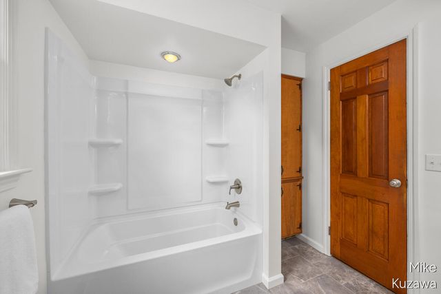1711 Country Club Drive, Grand Rapids, MI 49505