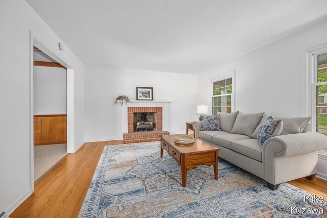 1711 Country Club Drive, Grand Rapids, MI 49505