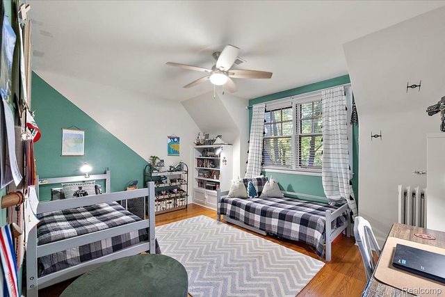 31505 Kennoway Court, Beverly Hills Village, MI 48025