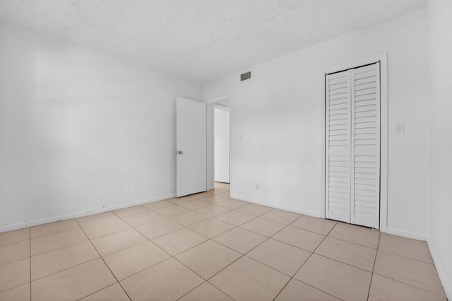 760 SE 2nd Avenue D216, Deerfield Beach, FL 33441